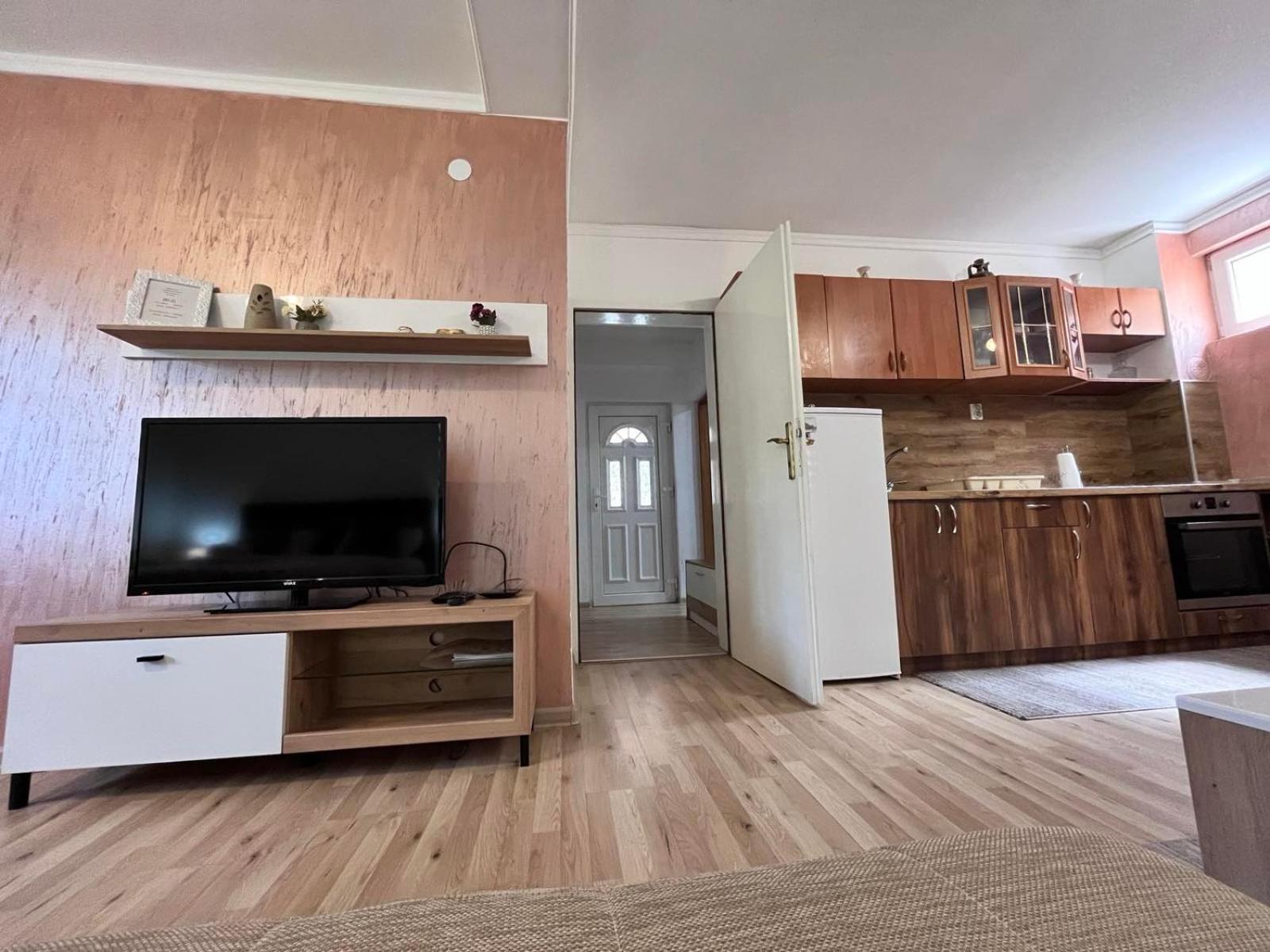 Apartmani Nikolic Βίσεγκραντ Εξωτερικό φωτογραφία