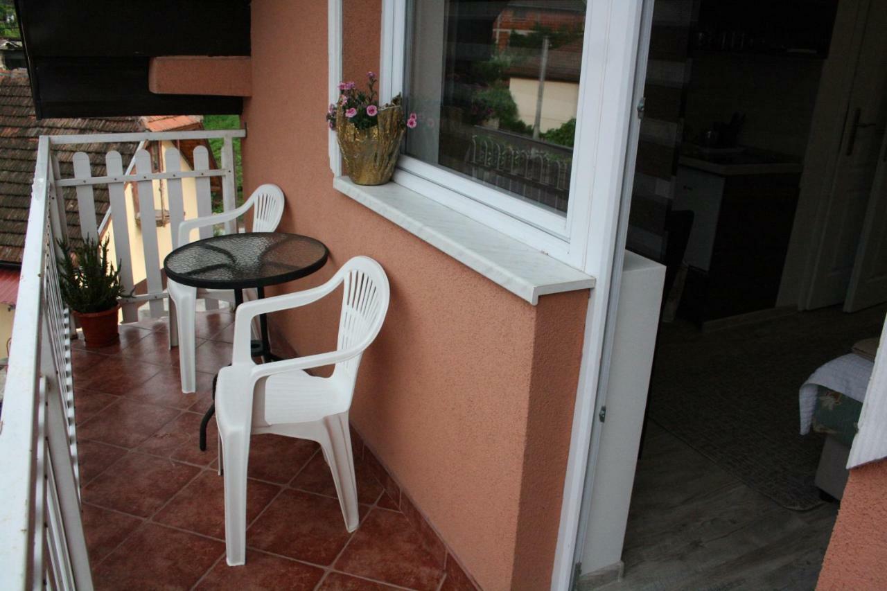 Apartmani Nikolic Βίσεγκραντ Εξωτερικό φωτογραφία