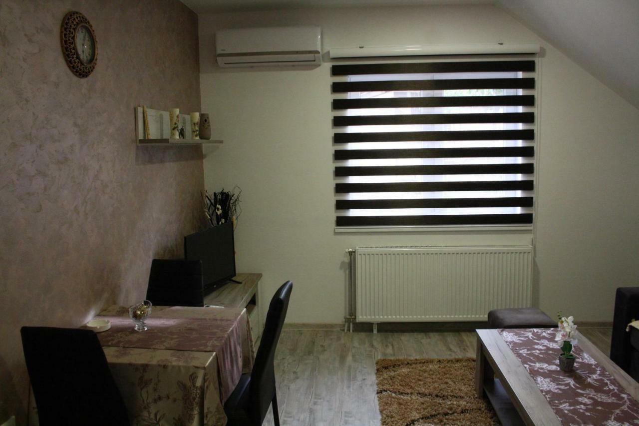 Apartmani Nikolic Βίσεγκραντ Εξωτερικό φωτογραφία